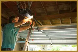 United Garage Door Repair Rosemount, MN 651-347-1041 - sid-serv-rep-gr-47m